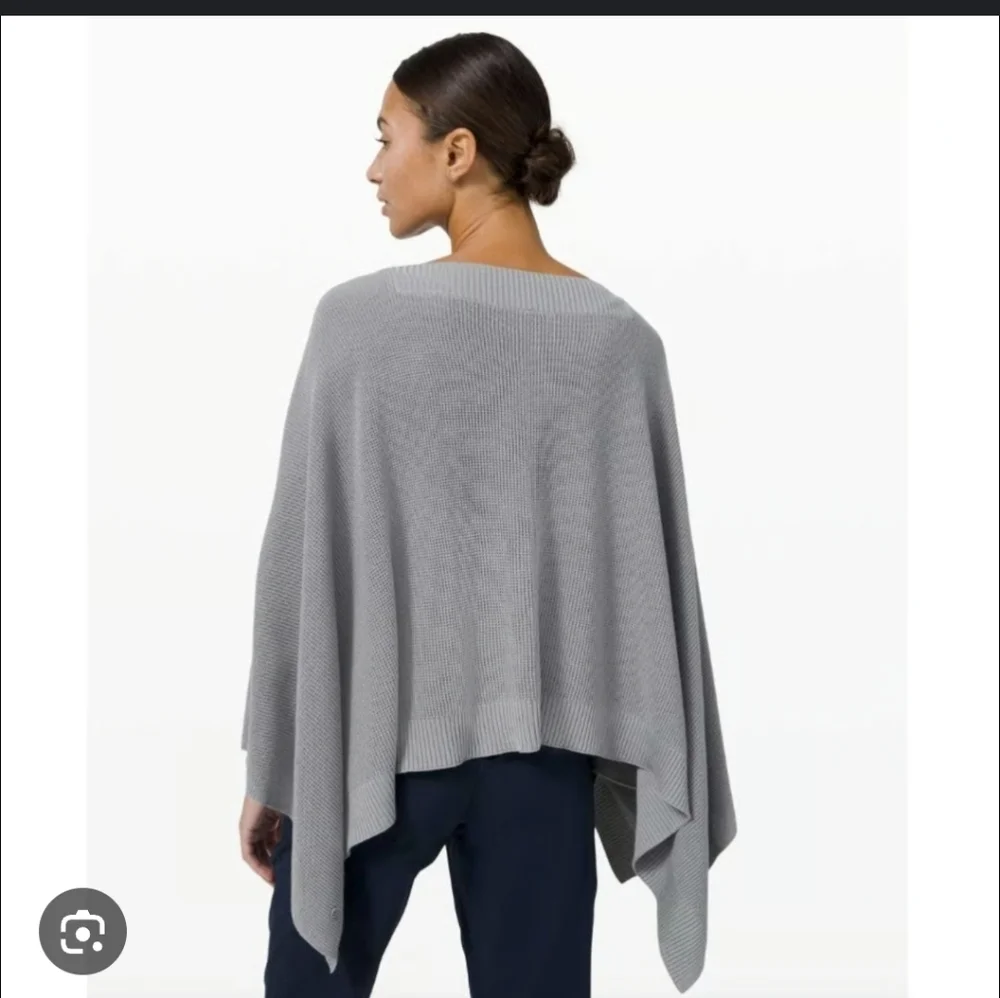 Lululemon Athletica Gray Poncho Sweater-Oversized....Size:OS